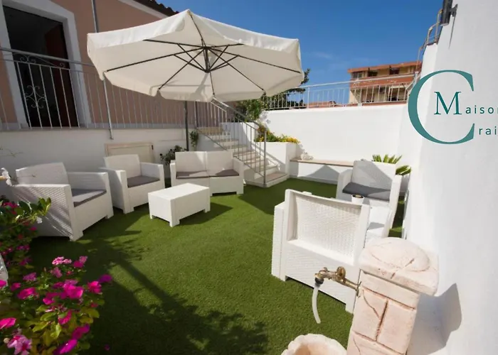 לינה וארוחת בוקר Residenza Magnolia טרופאה